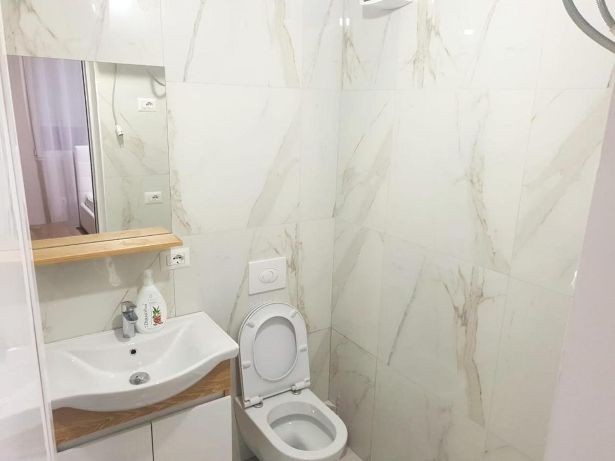 Lovely Apartment On Tirana City Center Тирана Екстер'єр фото